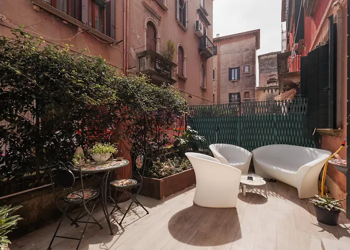 Luxury Ai Greci